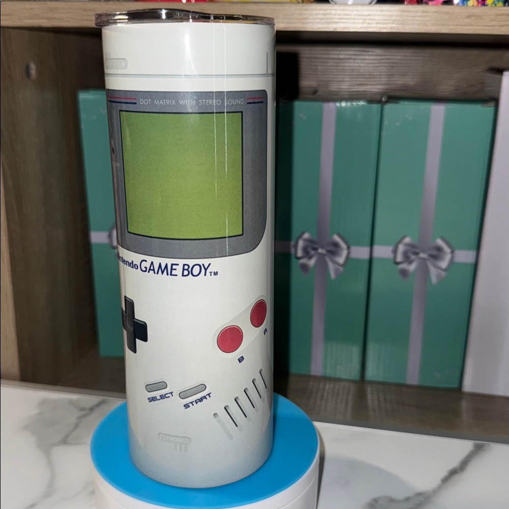 20oz Nintendo Game Boy Tumbler - Picture 3 of 4
